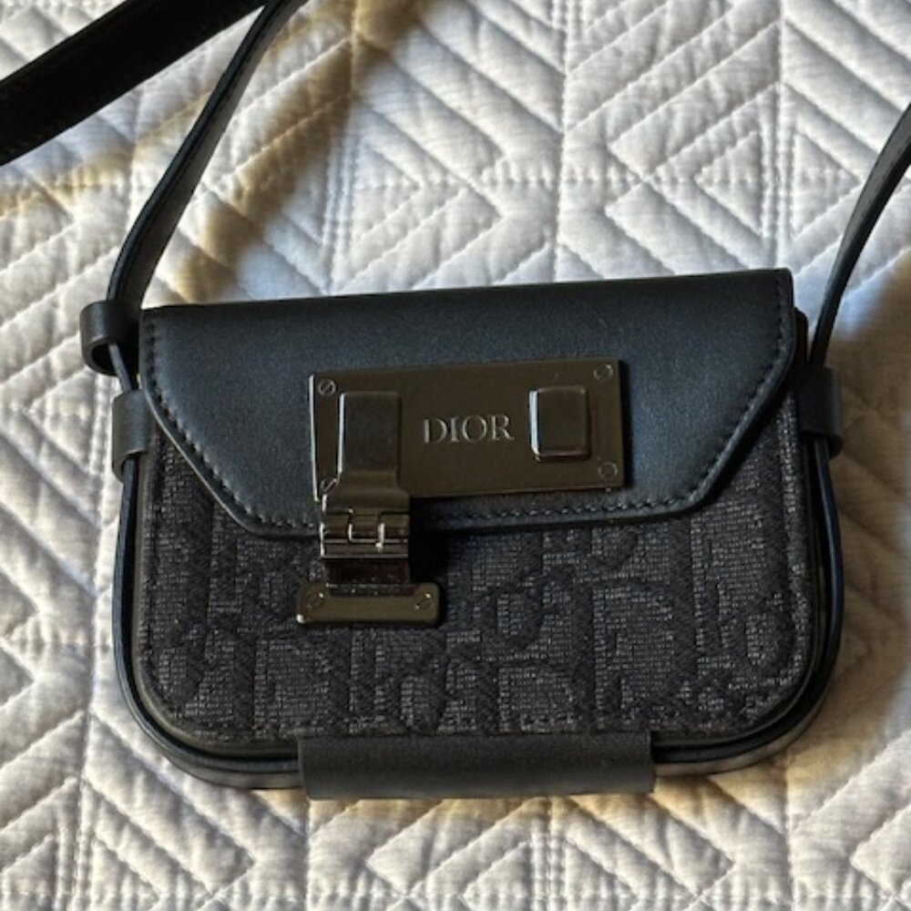 Christian Dior - Nano Pouch w/ Clasp Lock in Black Dior Oblique Jacquard
